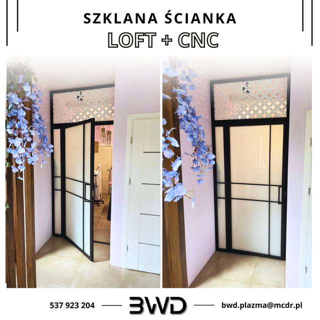 Porównanie otwartych i zamkniętych szklanych drzwi loftowych z panelem CNC